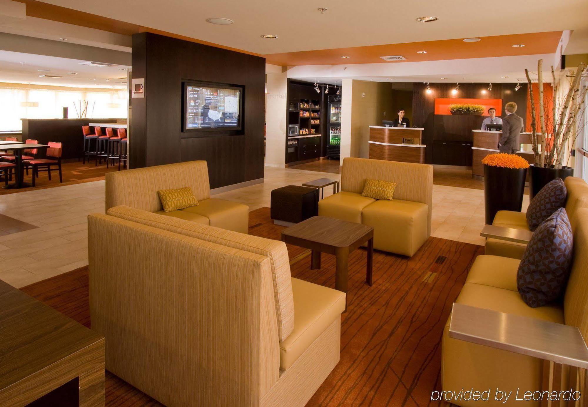 Courtyard By Marriott Lansing Hotel Buitenkant foto