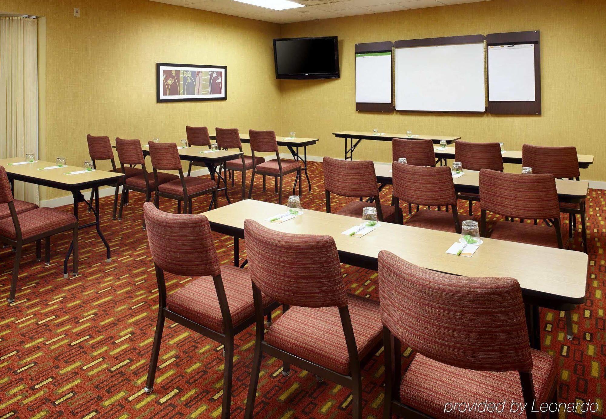 Courtyard By Marriott Lansing Hotel Buitenkant foto